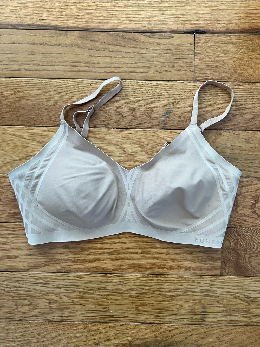 Honeylove Silhouette Wireless Bra in Sand - Medium (36 B/C)